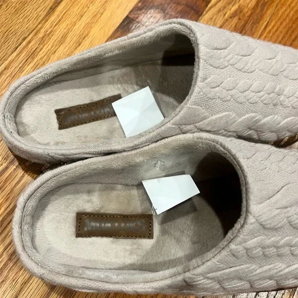 Muk Luks Blush‎ Mules Women's Size 7 Tan Cable Knit - Picture 4 of 8